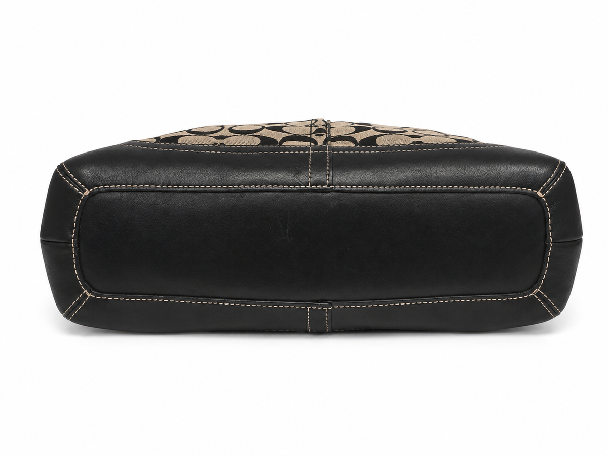 Vintage Y2K-era Coach Soho Signature Buckle Shoulder bag